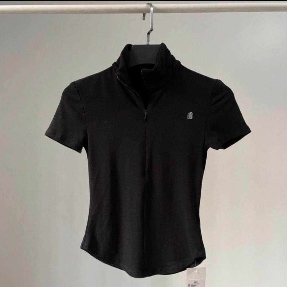 Curved top